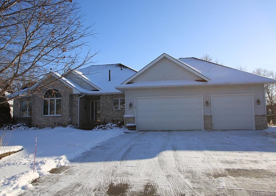 1st image of 2218 129th Ct NE