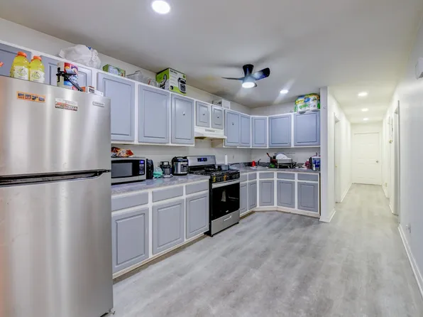 708 Garfield Avenue image 11 of 32