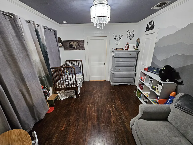 113 Claude Ave — Photo 6