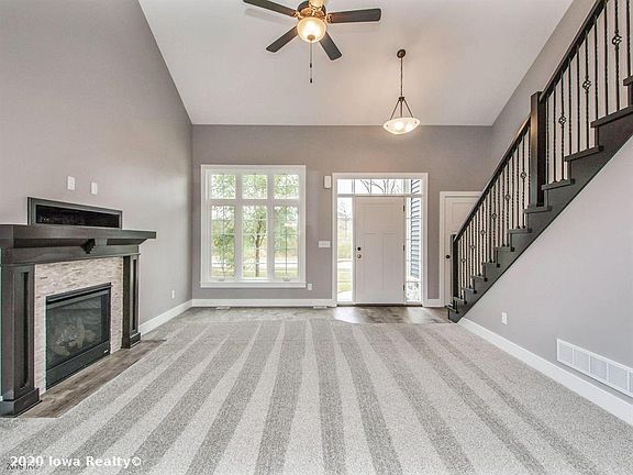 2nd image of 1510 W Lincoln Ave