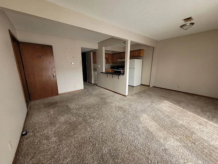 815 Boulder Avenue — Photo 2