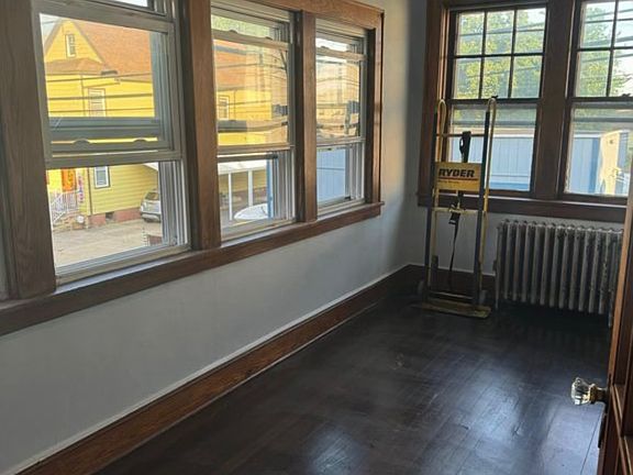 4th image of 376 River Dr #2B