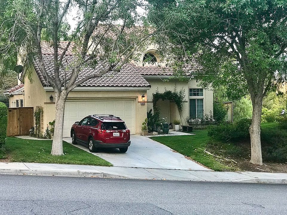 2nd image of 29930 Grandifloras Rd