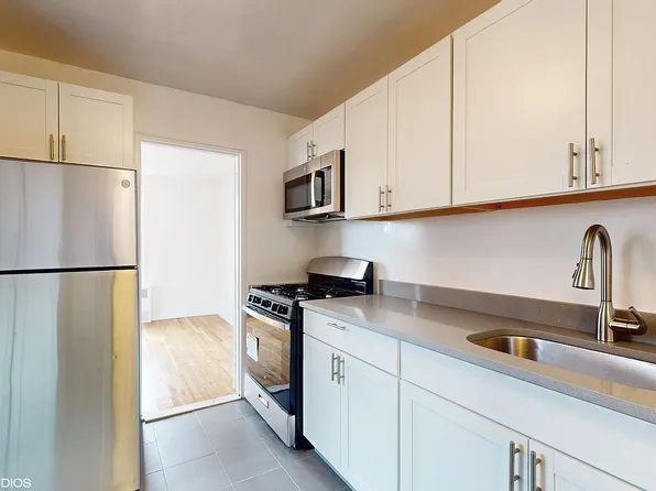 3235 Emmons Ave APT 721, Brooklyn, NY 11235