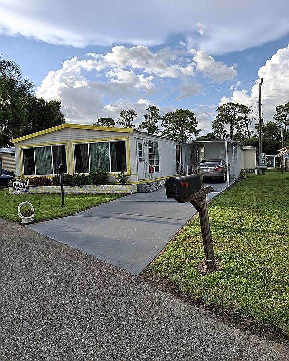 1st image of 30 Ligonier Dr