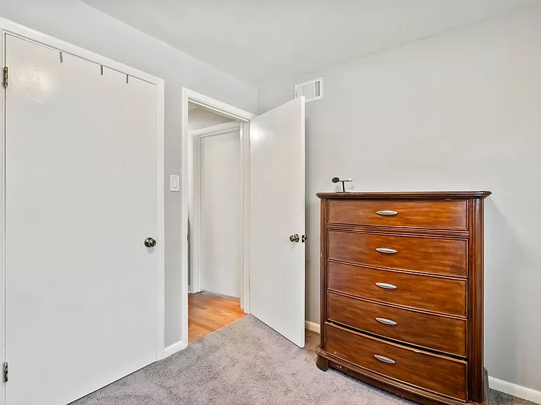 6581 Rosemoor St — Photo 18