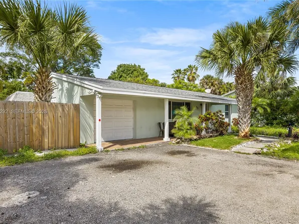 417 SW 1st Ave, Boynton Beach, FL 33435