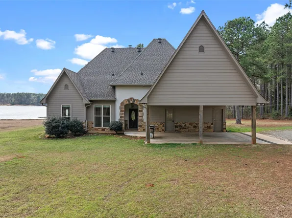 279 Lake Rd, Plain Dealing, LA 71064