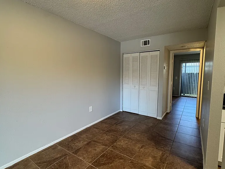 The Pines Apartments — Photo 6
