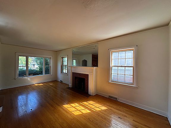 3rd image of 1708 Washington Blvd