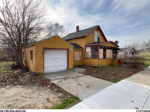 577 E Hackley Ave, Muskegon Heights, MI 49444