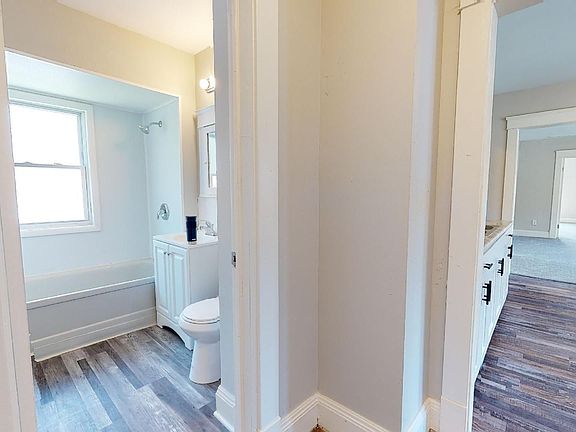 2nd image of 3490-3492 W 49th St #3490