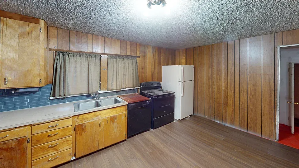 4 bed, 2000 sqft, $2,000 — Photo 4