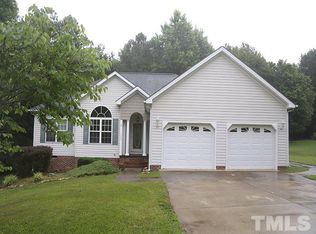 132 Redbud Dr, Clayton, NC 27520