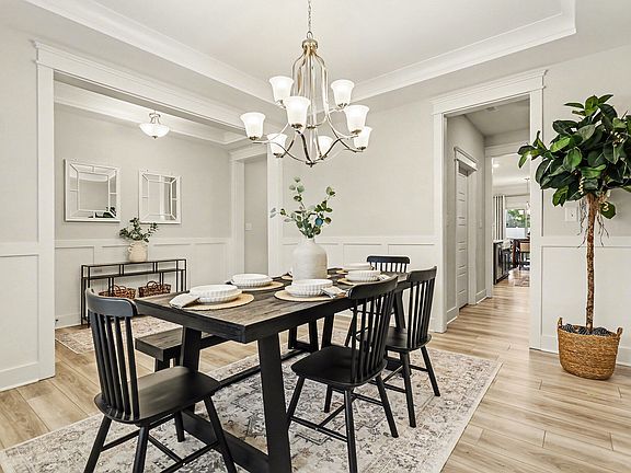 5th image of 8316 Running Fern Way