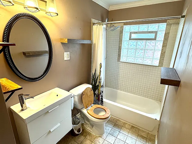 7284 N Vernon St — Photo 6
