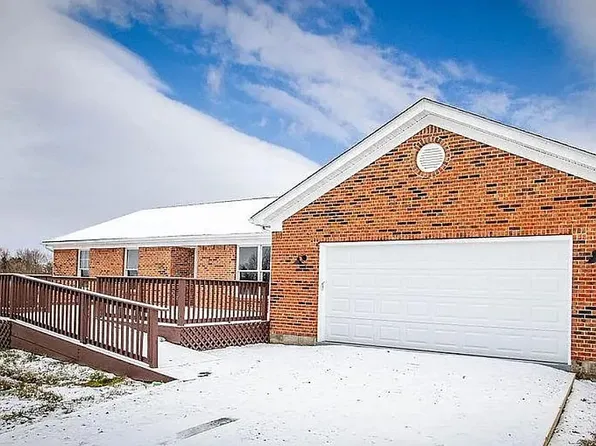 2706 Adams Rd, Blanchester, OH 45107