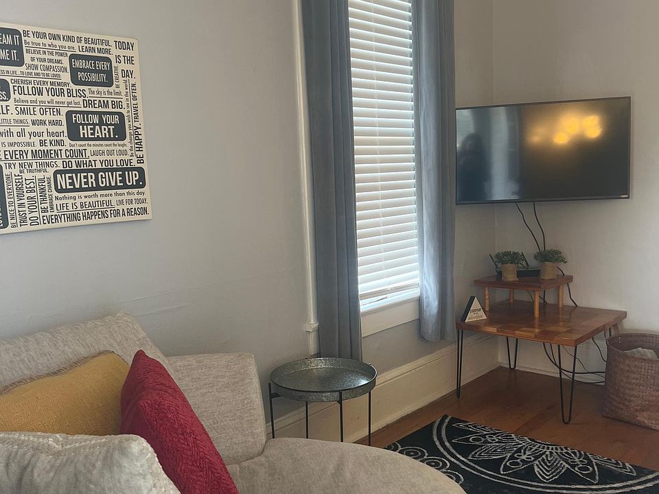 1st image of 1001 Virginia Ave Unit 1