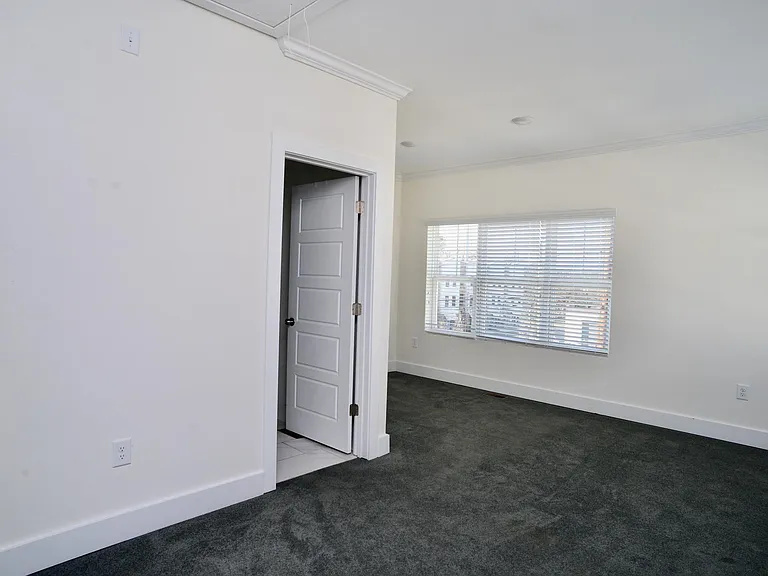 2008 Ocean Dr NW #2008 — Photo 14