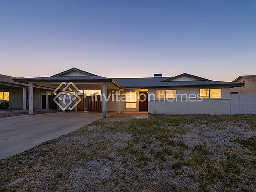 5636 W Hatcher Rd Photo 1