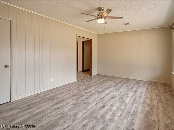 5th image of 618 Church Ave