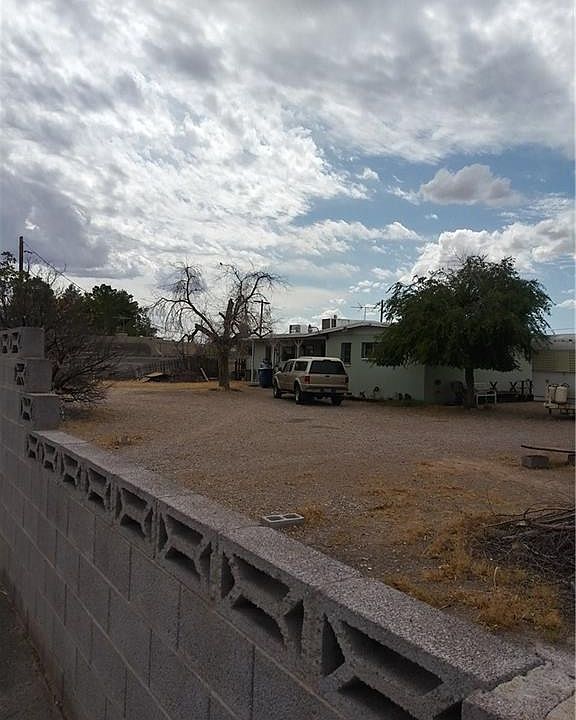 2nd image of 5935 W Oakey Blvd