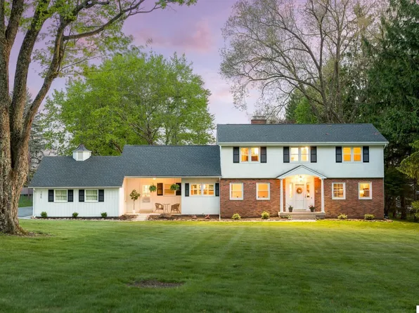 1420 Gambier Rd, Mount Vernon, OH 43050