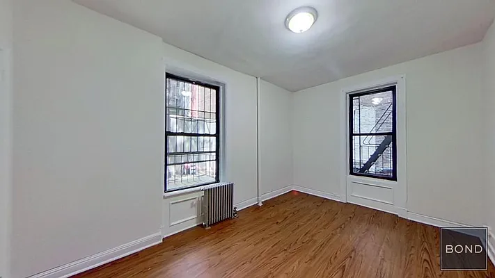 Rented by Bond New York | media 3