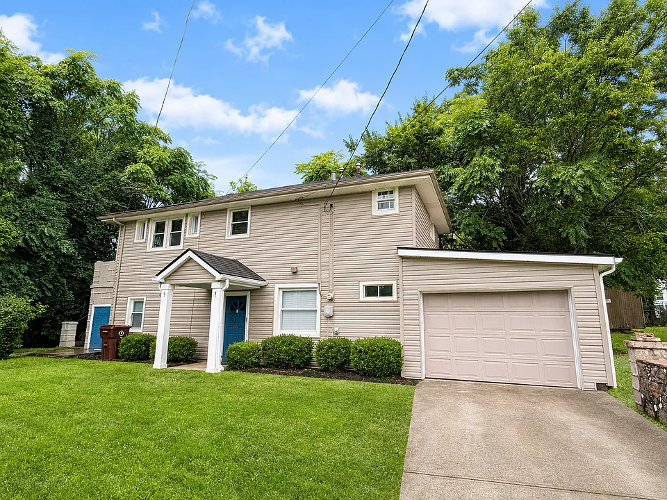 130 Elm St