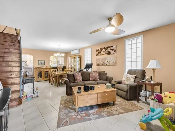 1854 73rd Street image 4 of 17