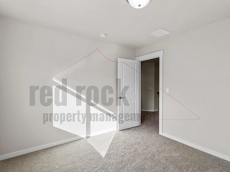 1228 N Tschirley Rd #1 — Photo 14