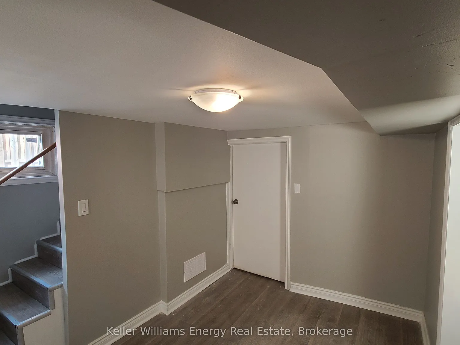 2 bed, $1,600 — Photo 2