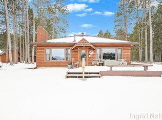5416 N Spruce Ave, White Cloud, MI 49349
