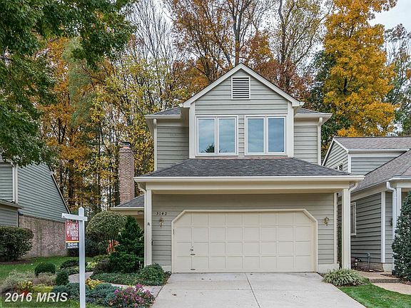 2nd image of 3142 Elmendorf Dr