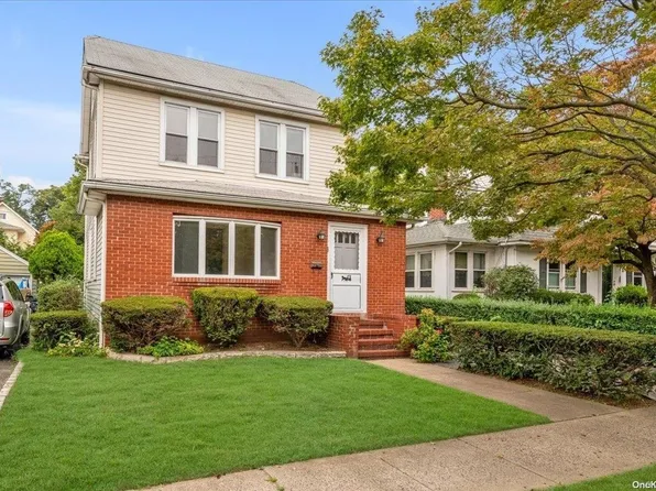 5 Park Avenue, Port Washington, NY 11050