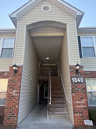 1840 Crest Hollow Dr #202 Photo 1
