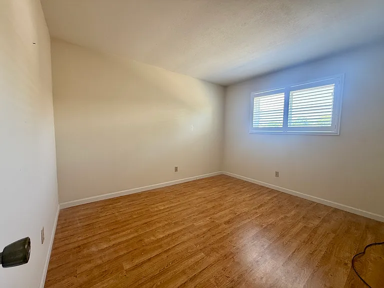 2810 Miller Ct — Photo 18