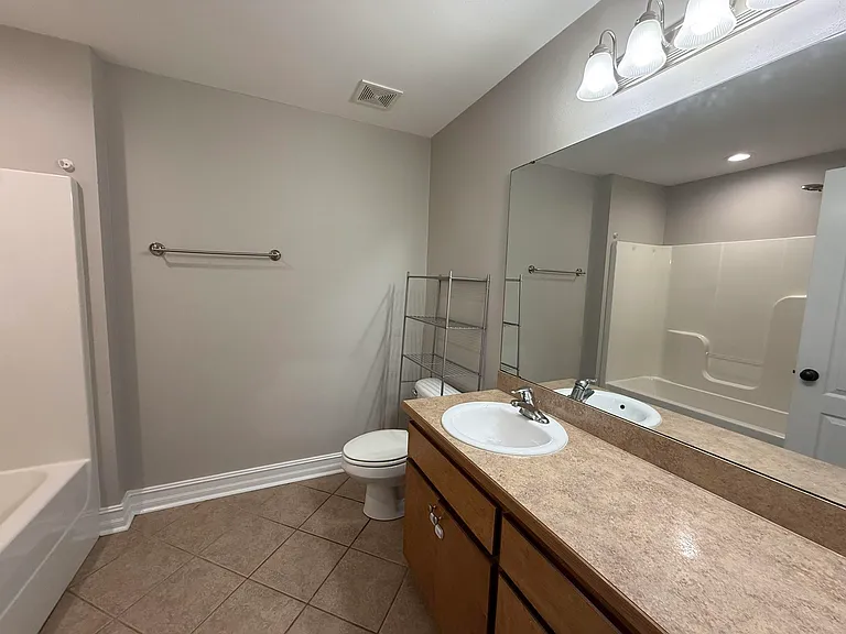 37 Cochise St — Photo 12