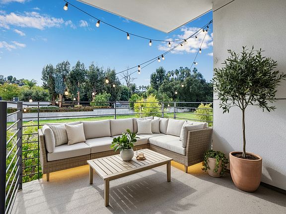 5th image of 16300 Ventura Blvd #201