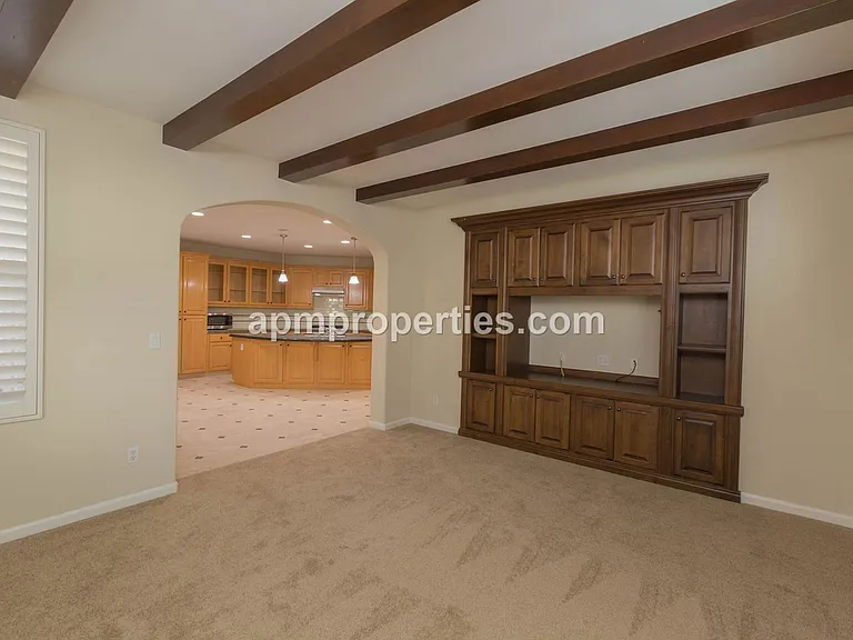 2291 Magnolia Bridge Dr — Photo 6
