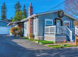 22820 29th Ave W, Brier, WA 98036