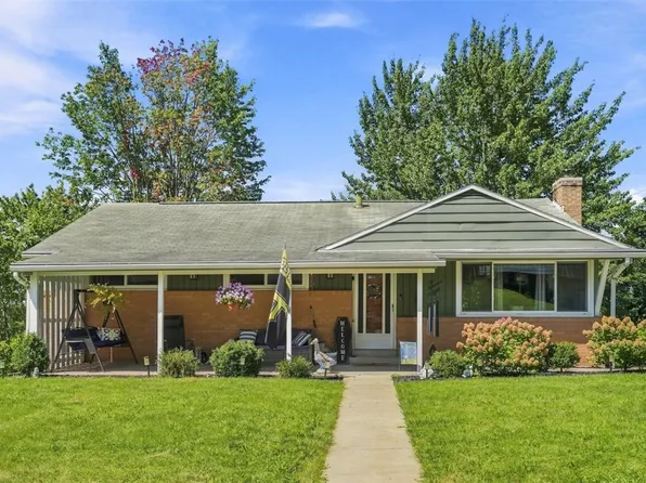 108 Hillside Dr, Zelienople, PA 16063