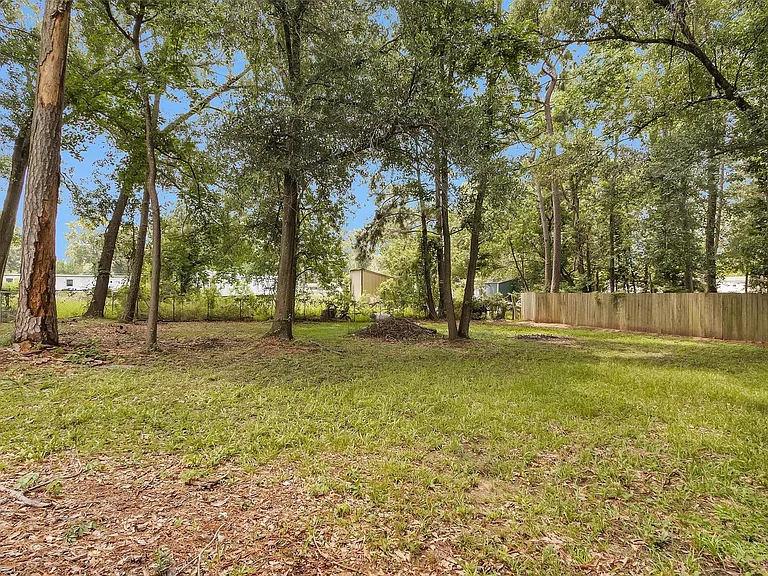 21630 Punkin St — Photo 44