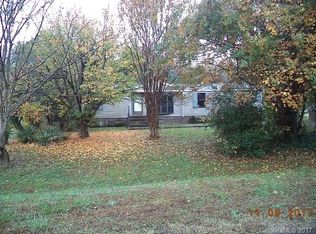 163 Crossrail Rd, Mooresville, NC 28115