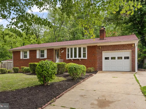 5609 San Juan Dr, Clinton, MD 20735