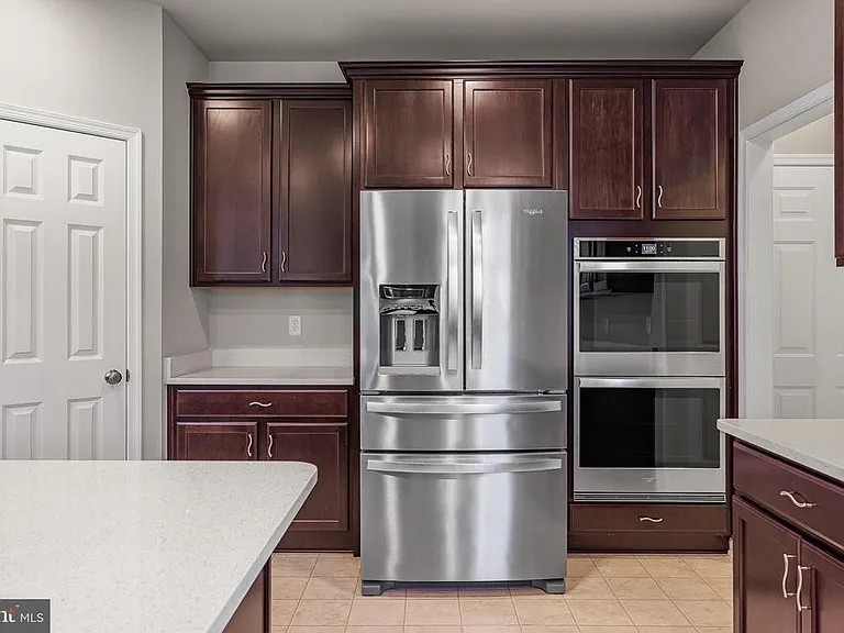 243 Wavyleaf Dr — Photo 12