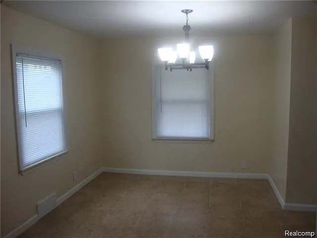 7535 Republic Ave — Photo 5