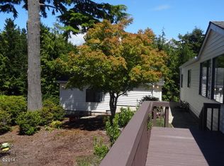 60 School House Loop, Lincoln City, OR
