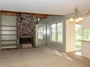 700 Chandler Rd, Gurnee, IL 60031