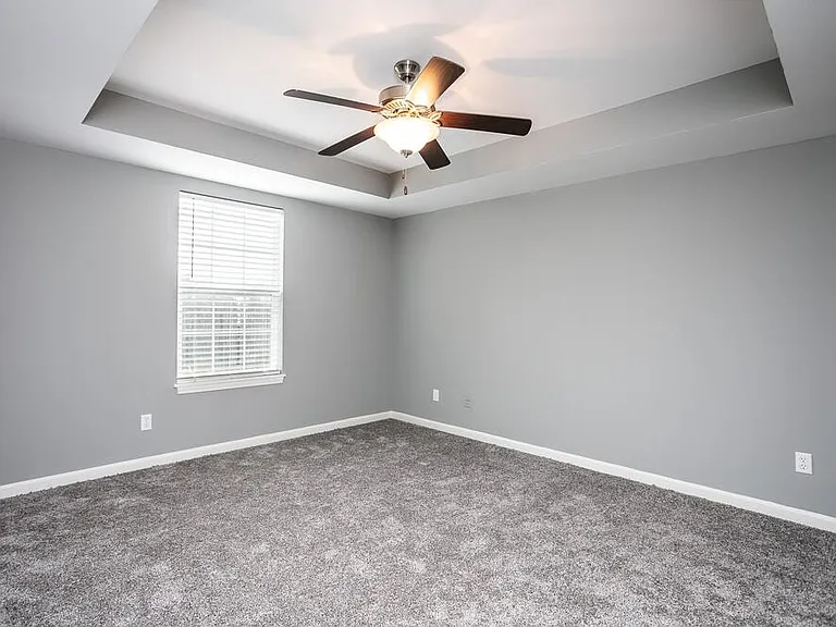 Polo Springs Apartments — Photo 21